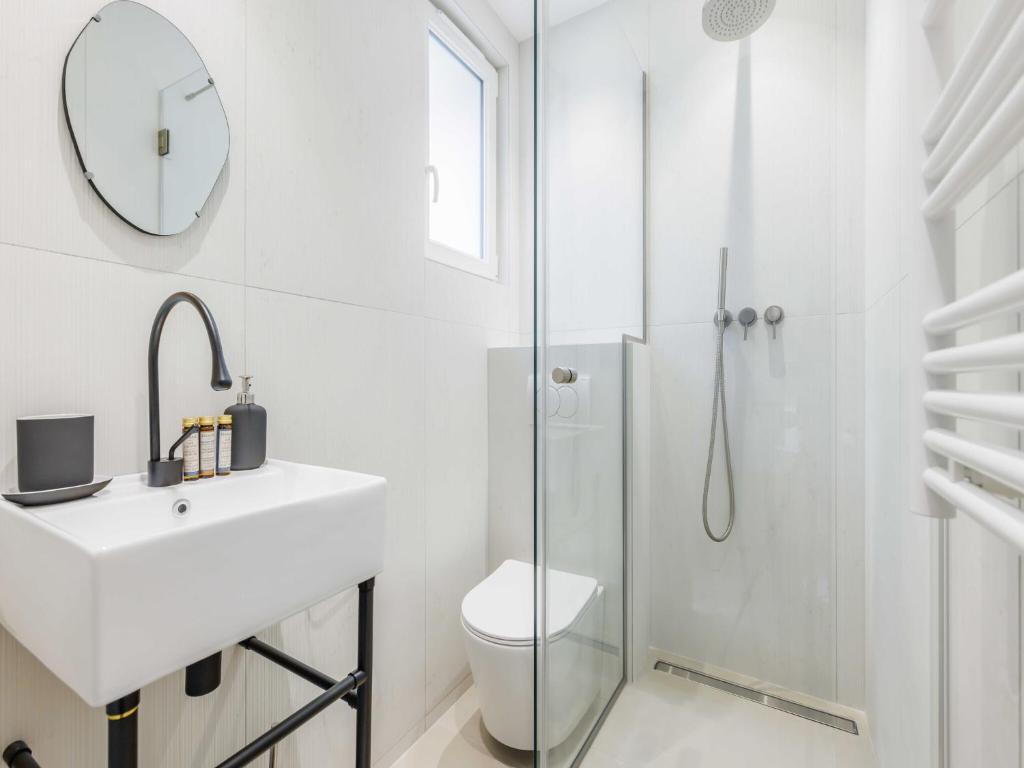 Modern studio -2P- near Montmartre - 4