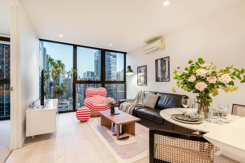 EQ tower 1BR apt unbeatable location Free Parking #EQ34, Melbourne