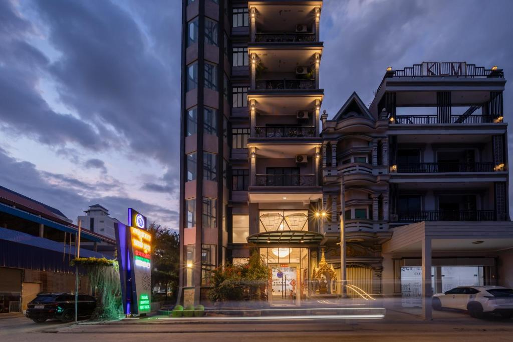 Exterior view, Hak Huot Hotel 1 in Ou Chrov