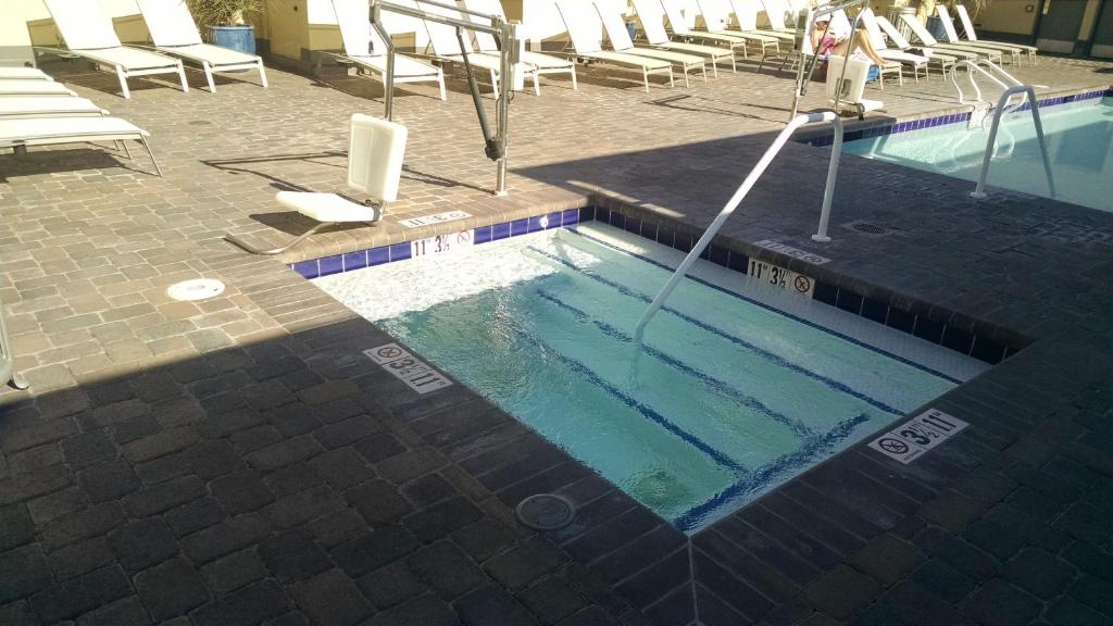 Suites at Marriott's Grand Chateau Las Vegas-No Resort Fee photo
