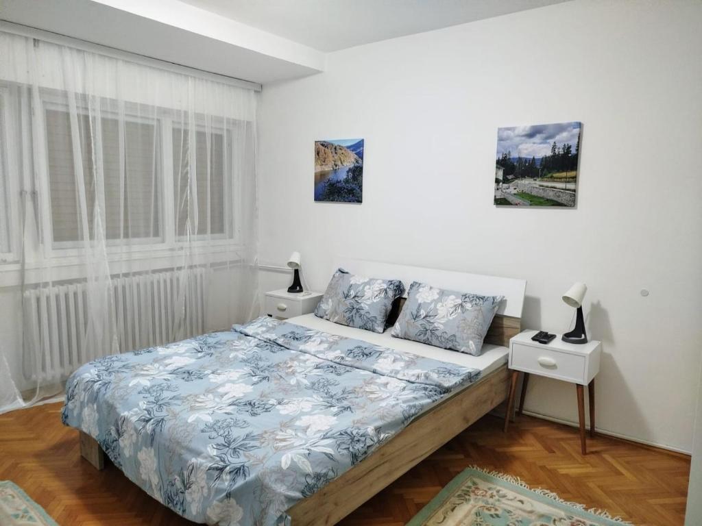 TenMinutesToCenter Apartment - 1