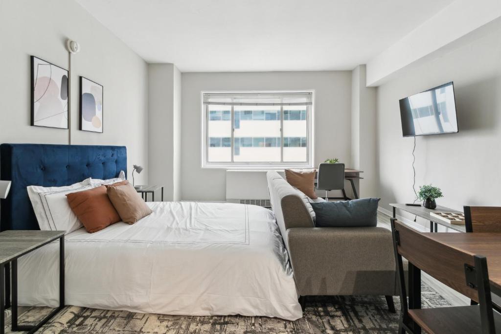 Crest At Peachtree 305 Spacious 1 Bd 1 Bth, Atlanta