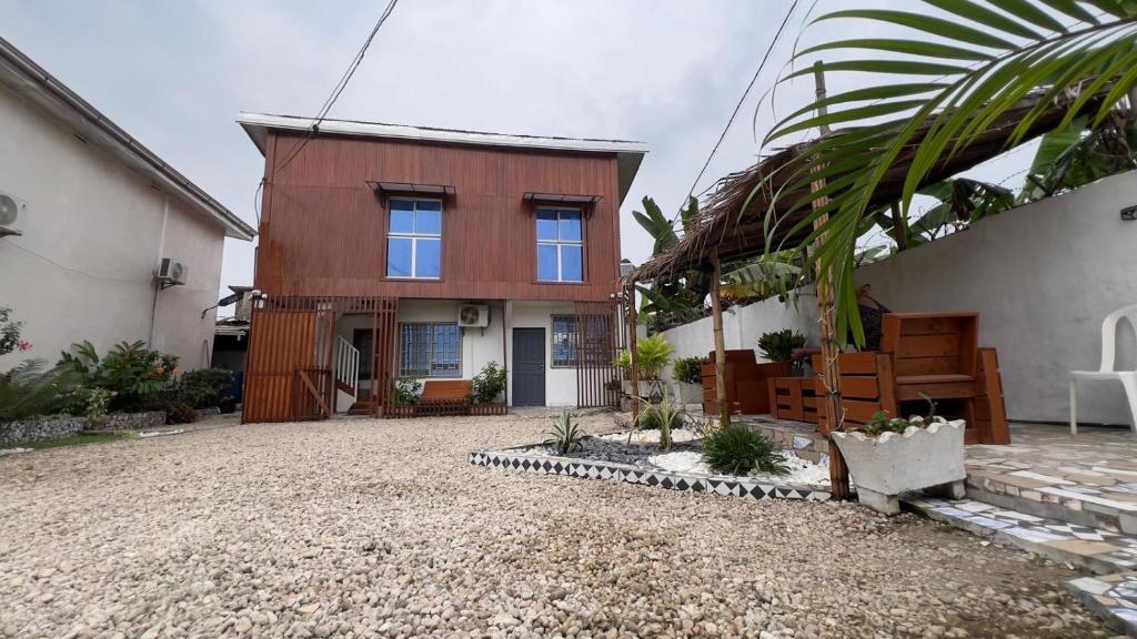 Studio LCE VIP, New Deido