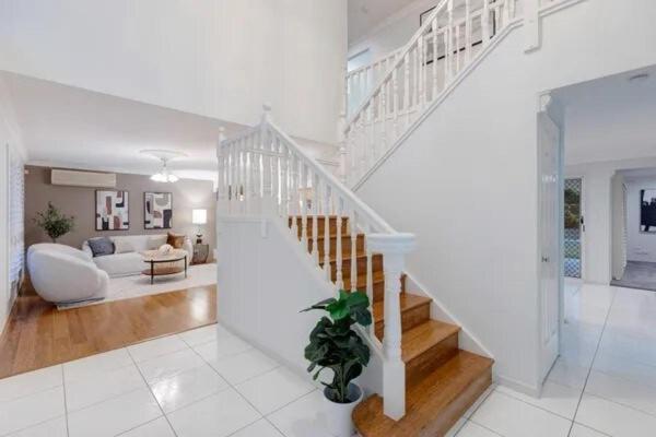 Holiday Inn, Browns Plains