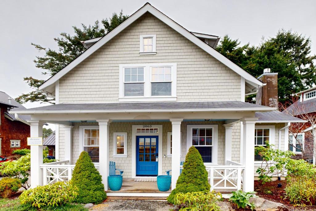 Coastal Bliss Hideaway, Lincoln City