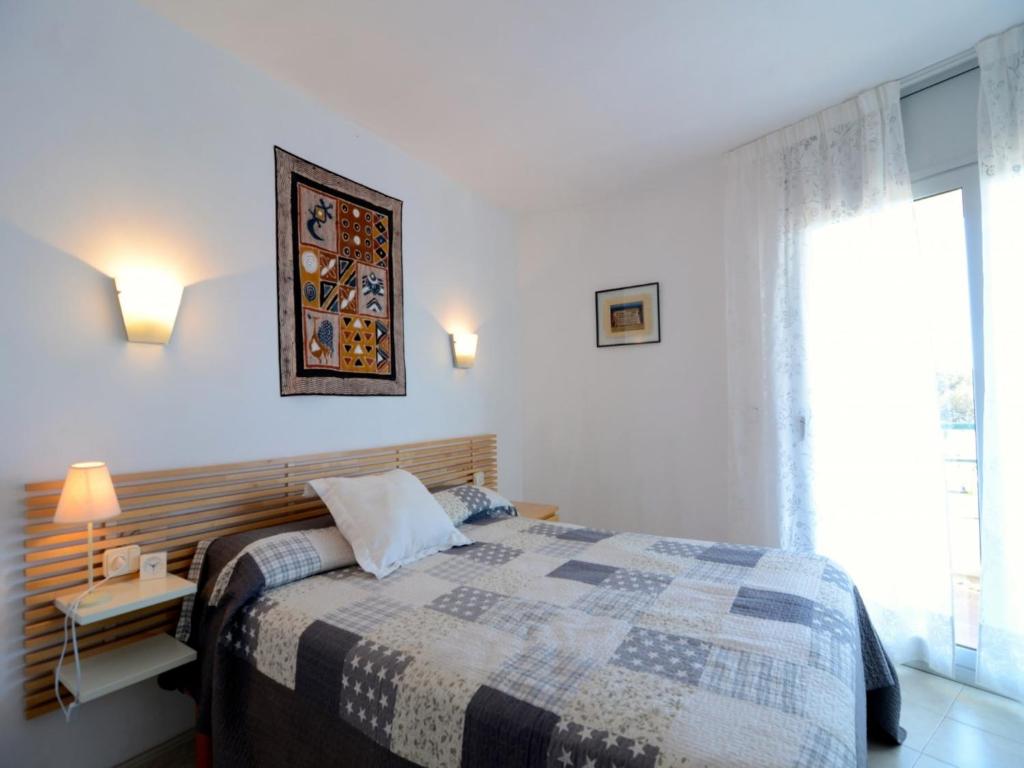 Apartment in Estartit near Sandy Beach - 5