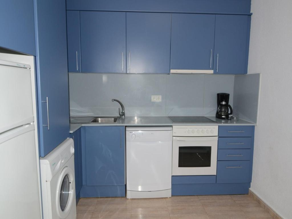 Apartment in Spain near Sandy Beach - 4