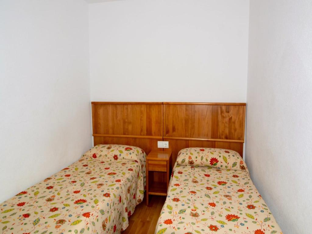 Apartment in Spain near Sandy Beach - 5