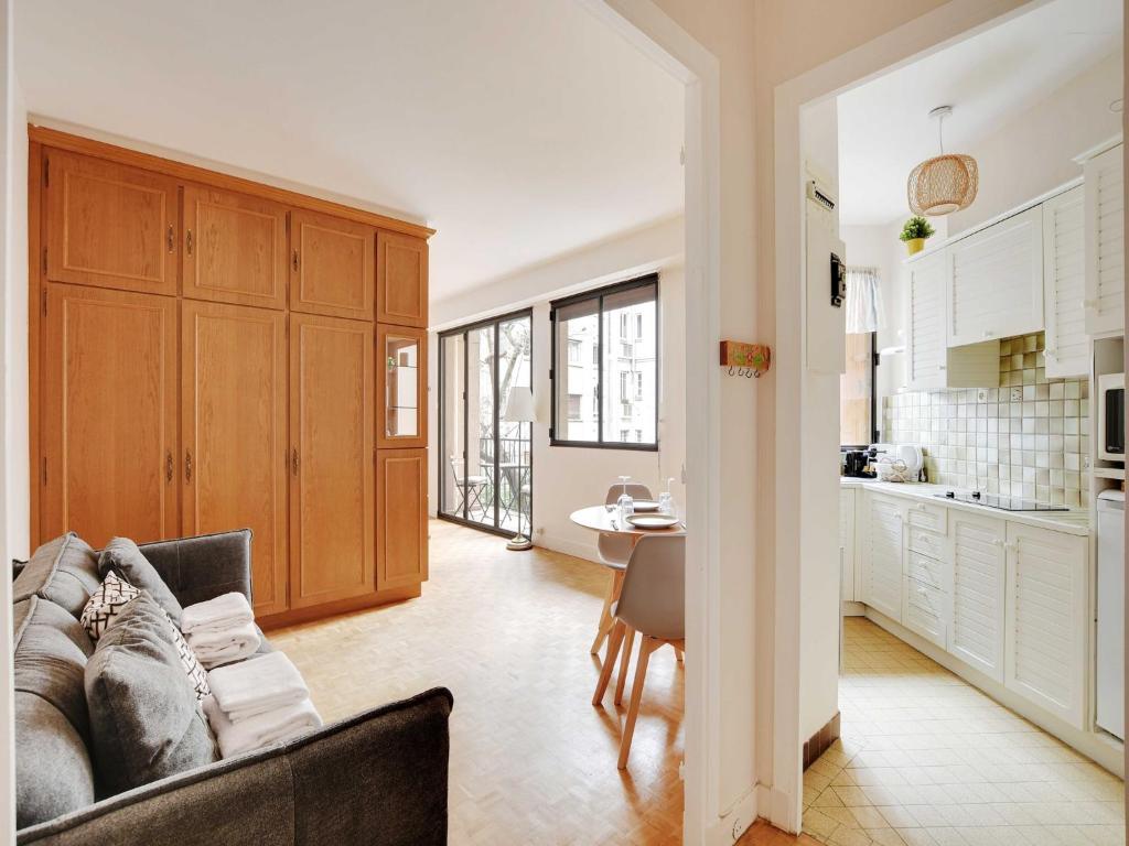 Haven of peace with balcony near Etoile Porte Maillot - 2