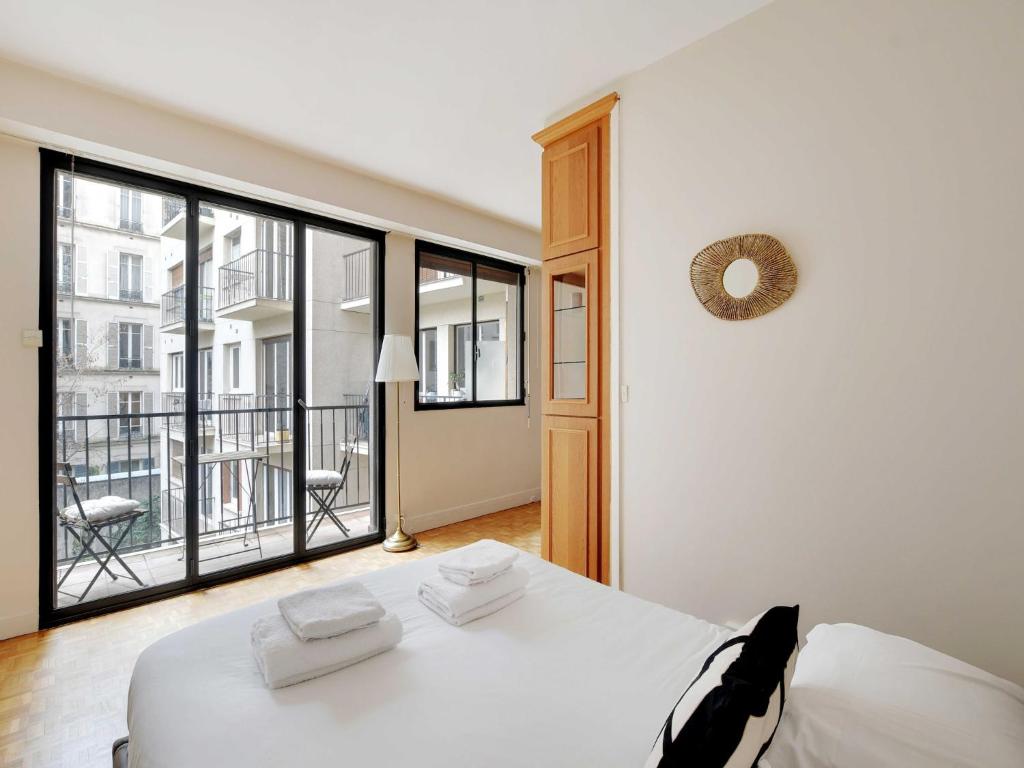 Haven of peace with balcony near Etoile Porte Maillot - 4