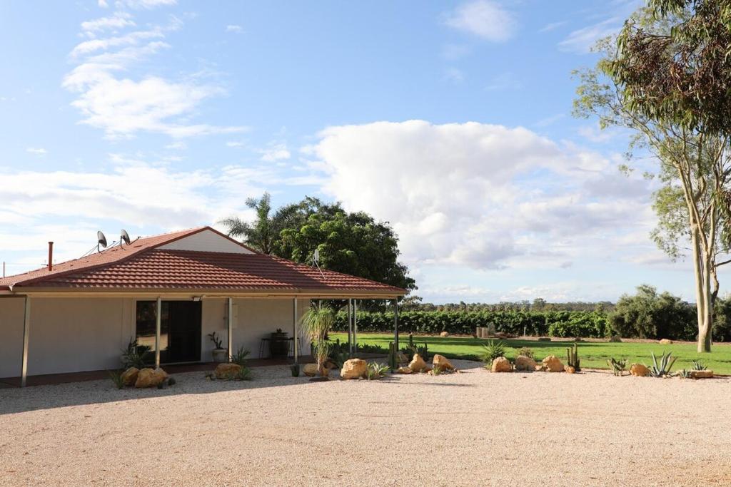 Dreamy Abode - Vineyard Retreat, Barmera
