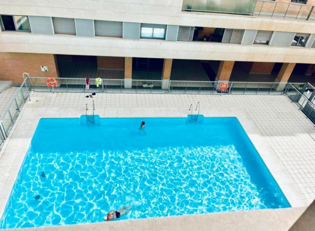 C13 Seaside Málaga with pool and parking, Малага