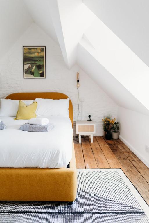 Stunning 2BD in the Heart of Malmesbury!, Malmesbury