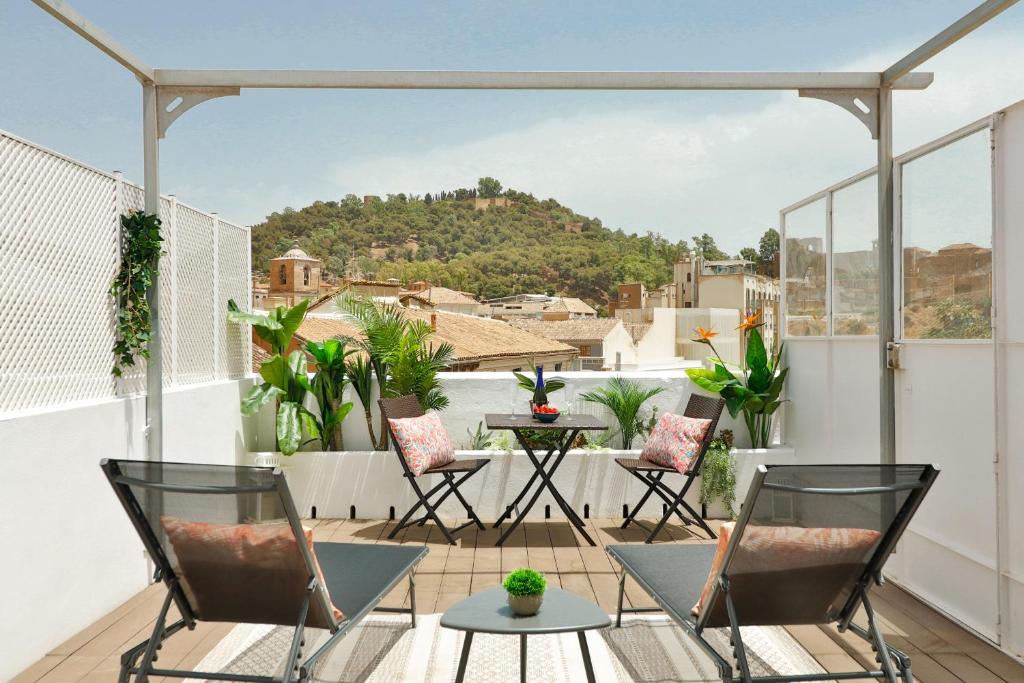 C83 Cosy Penthouse With Terrace Old Town, Málaga