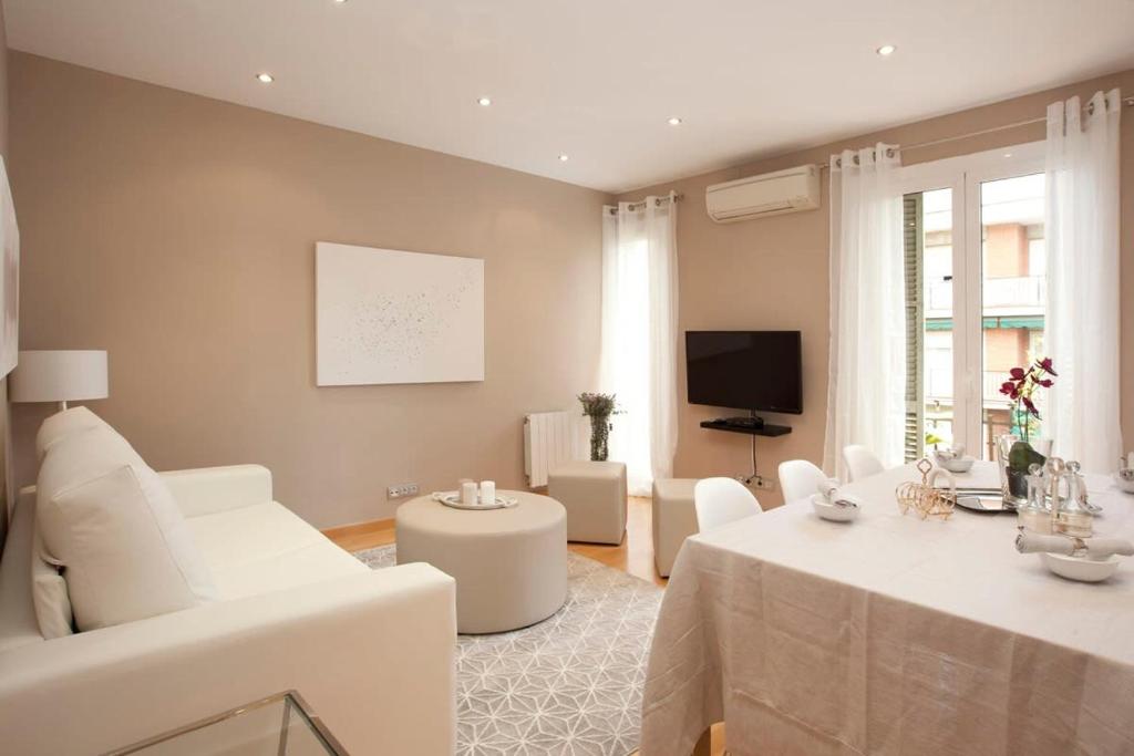 Gran Via modern and bright 3BD with terrace - 3