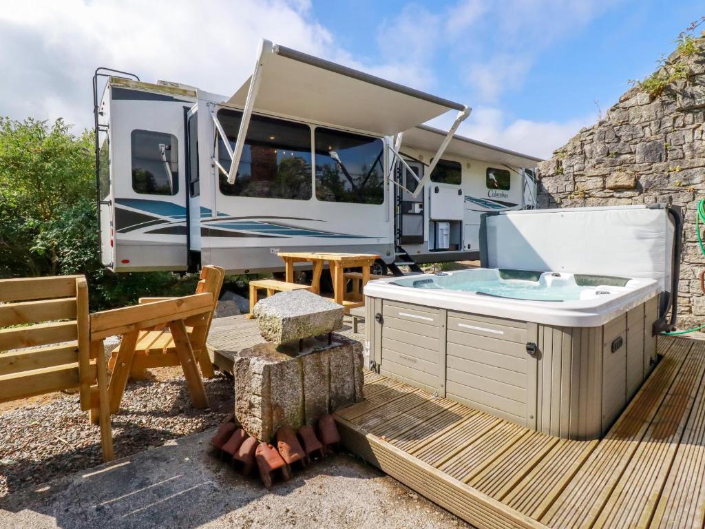 Tickeydoo, Tor Down Quarry, Bodmin