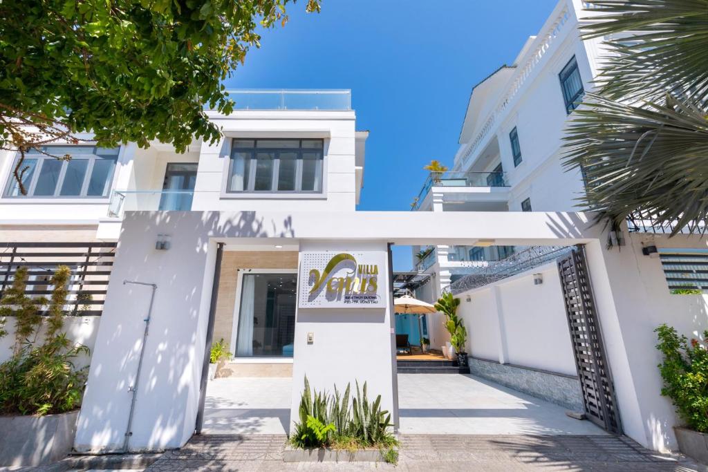 B2-11 Hoang My Villa - 8 bedrooms; Free Sup - Karaoke - Bida - 1
