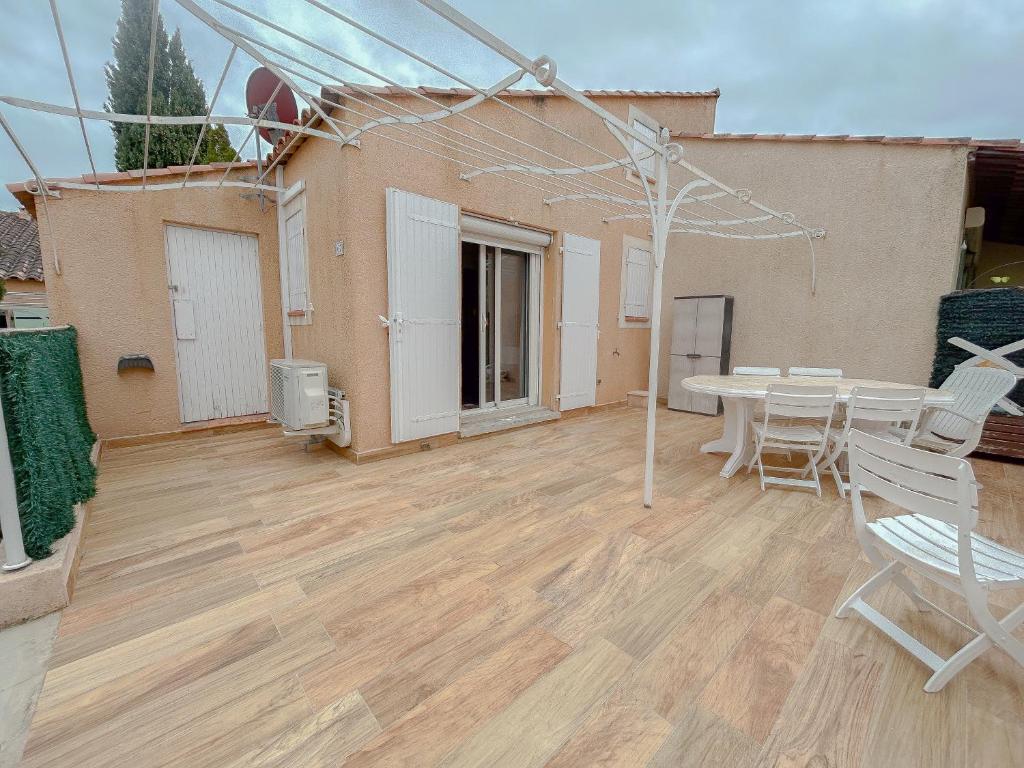 Charmante Maison, Terrasse,parking domaine du pins, piscine - 1