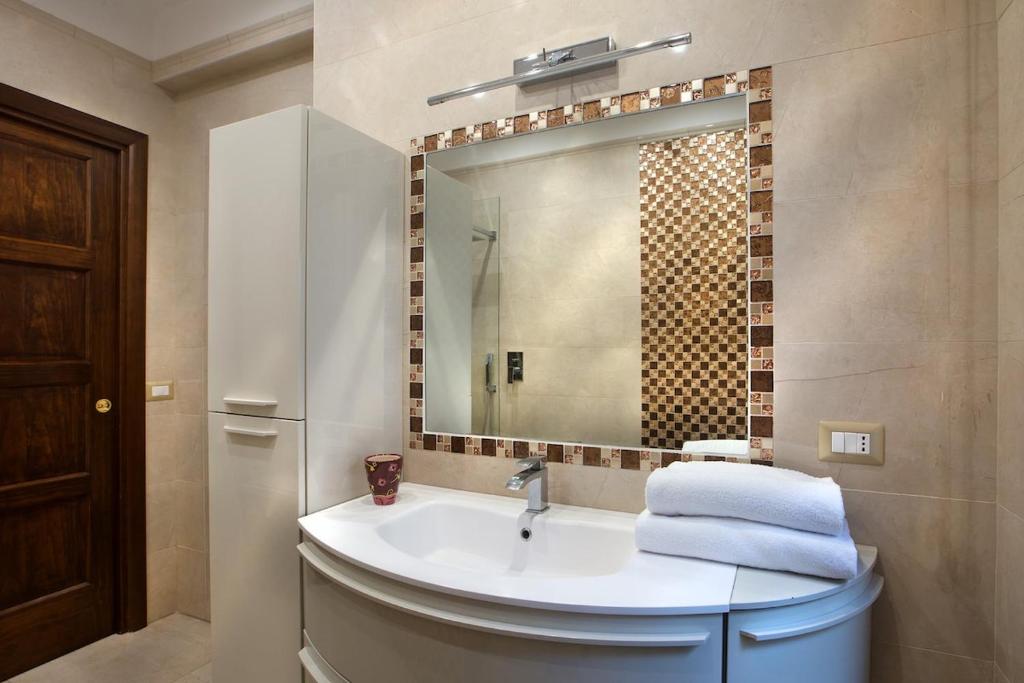 Luxury flat Sant'Anna place - 2