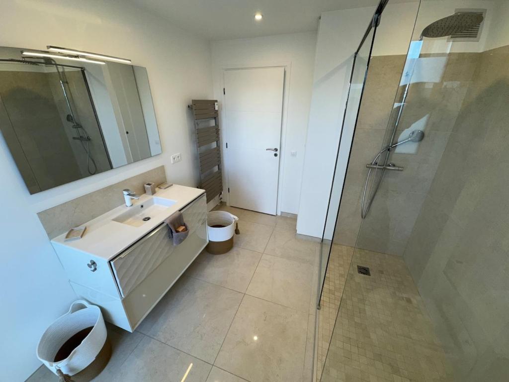 La Roseraie - Apt Standing 4 Prs - Piscine - Parking - 3