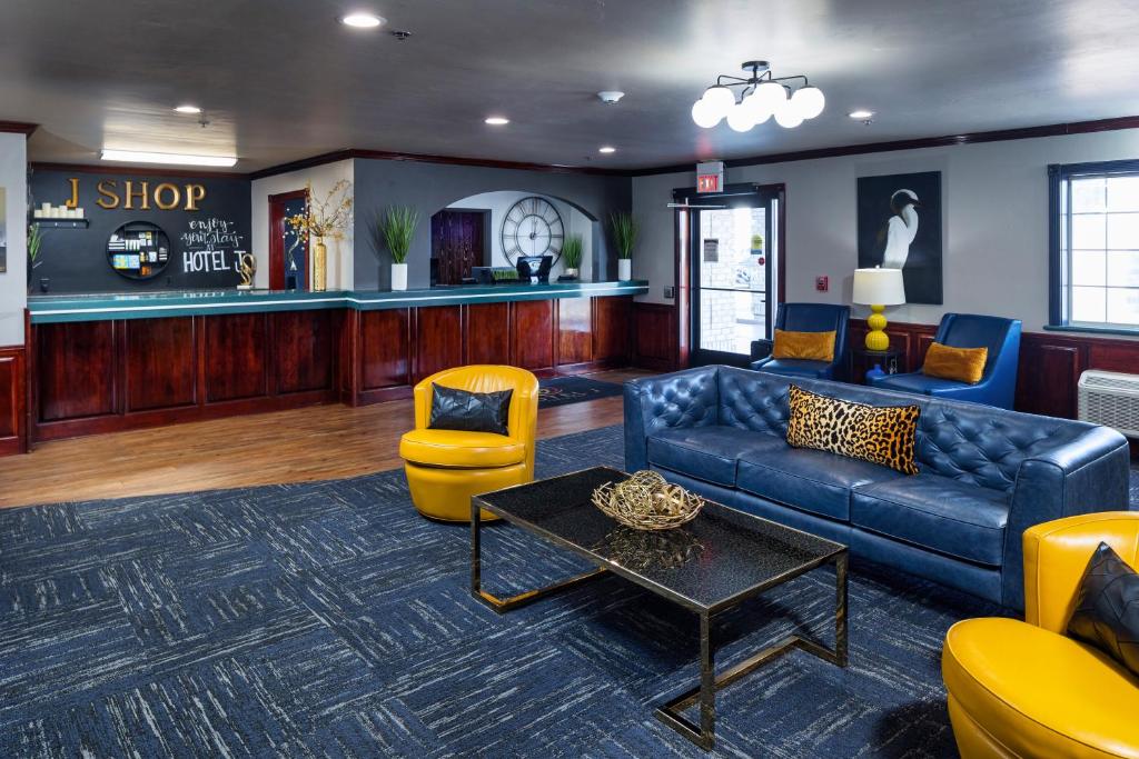 โรงแรมเจ กรีน เบย์ (Hotel J Green Bay)