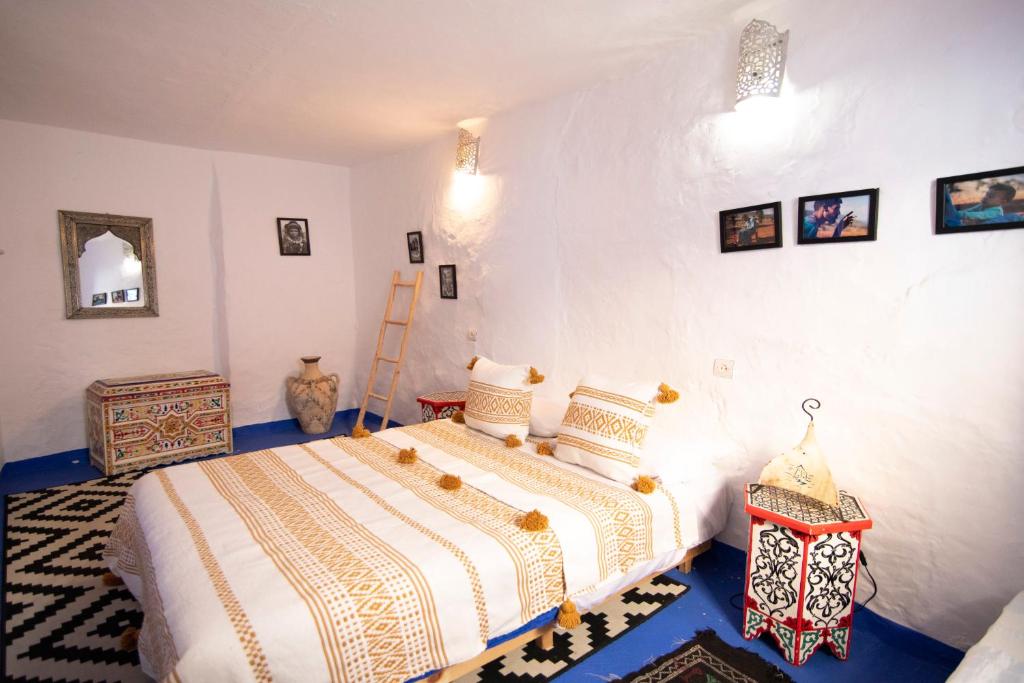 Dar YAMINA RASELMA, Šafšawán