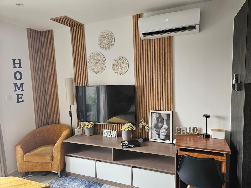 DJour Lux Studio Unit at The Loxwood House - East Legon, Accra