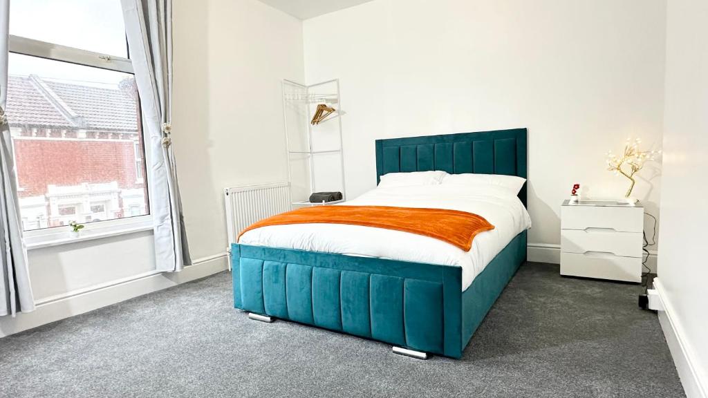 Large double room in Portsmouth - Mayhall Rd, Portsmouth