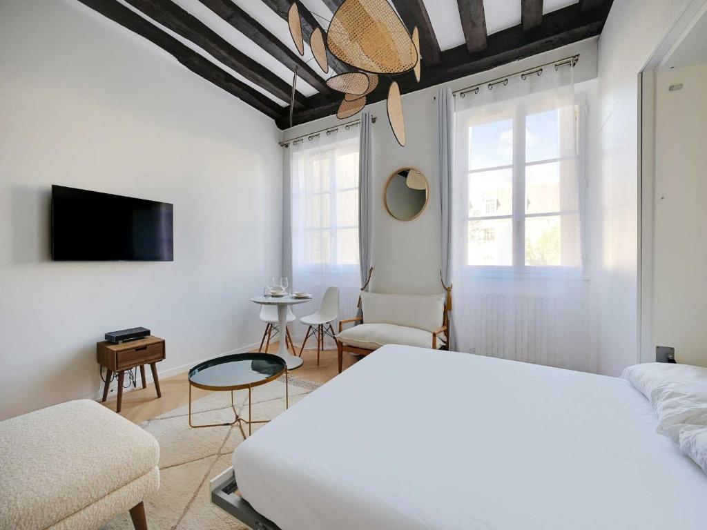 Modern getaway for two - Marais Place Vosges - 3