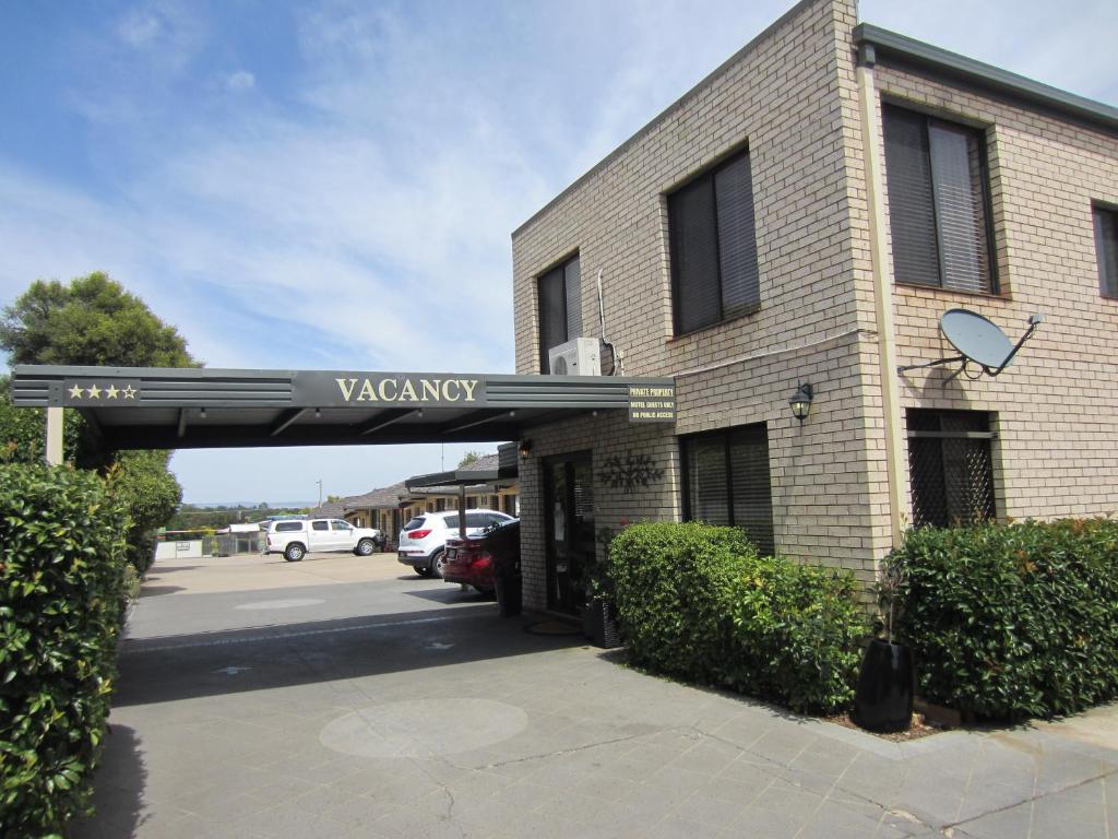 Cowra Crest Motel