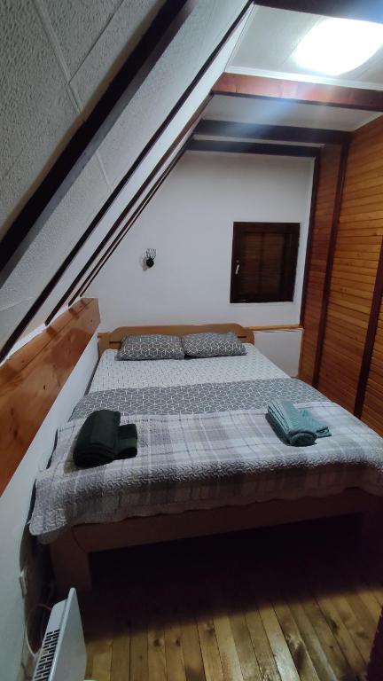 Vikendica Zlatni Hrast Jahorina Pale - 3