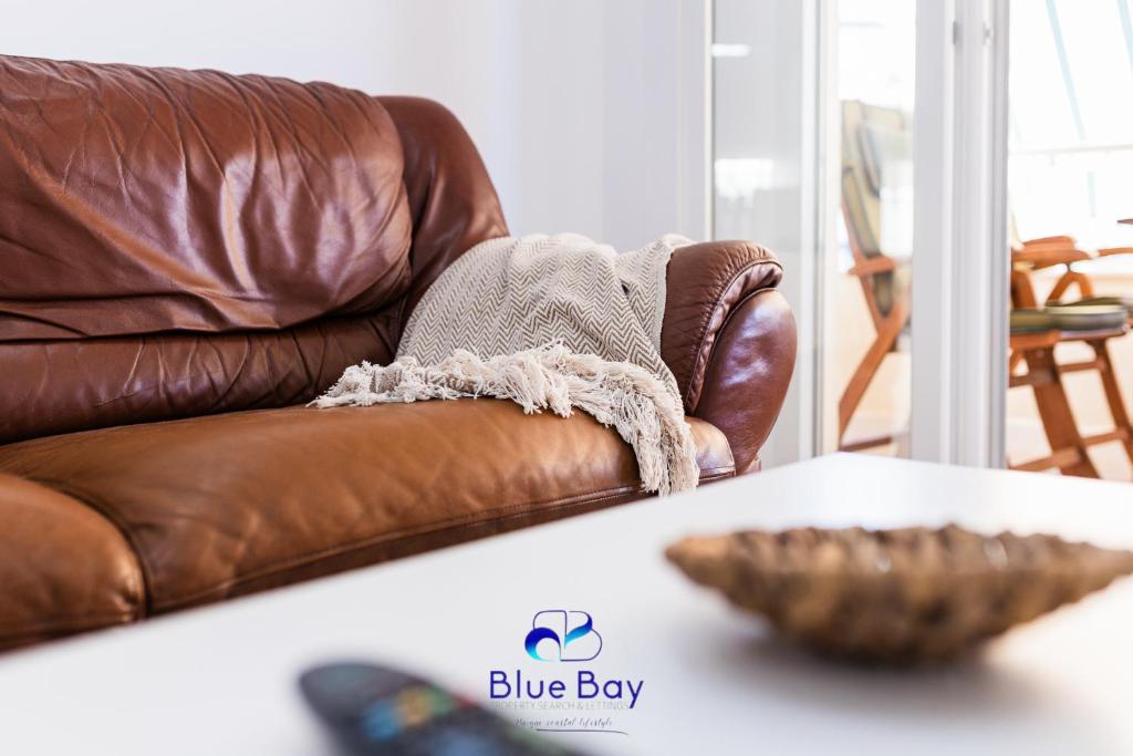 White Bay Beach Apartment - 2