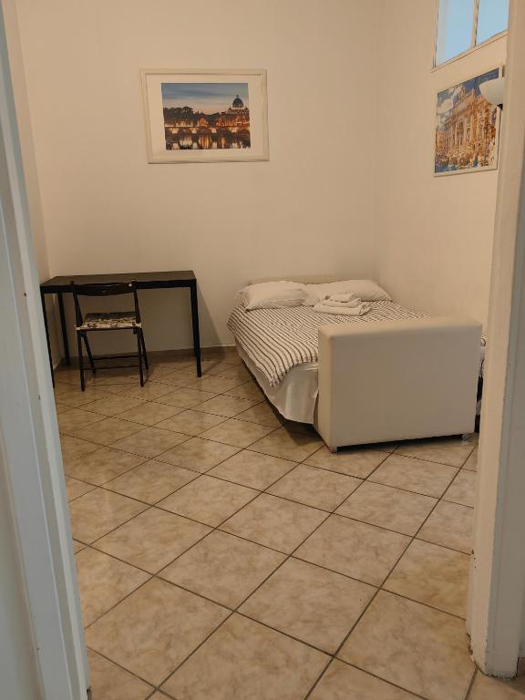 Roman Holidays - 5