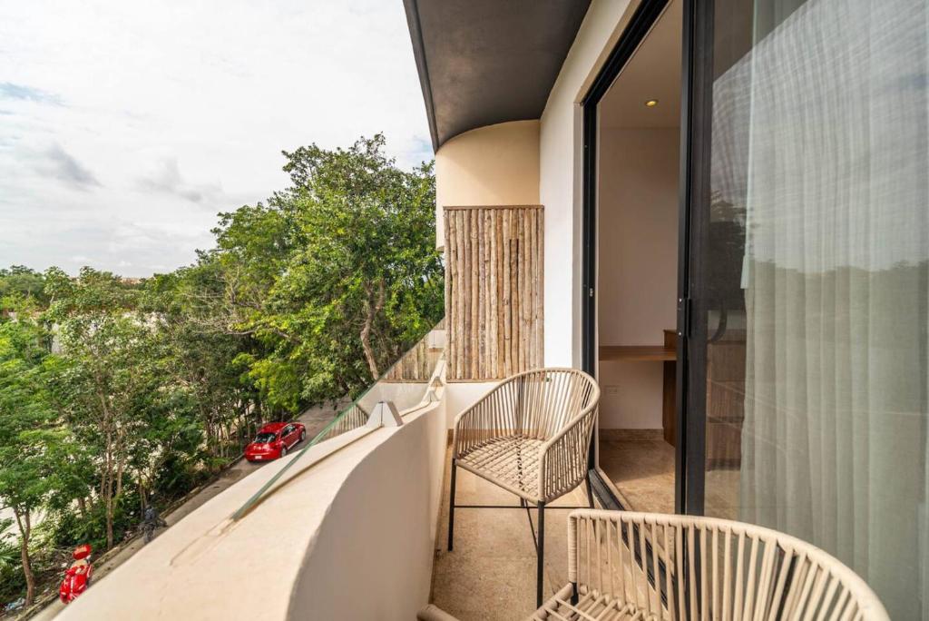 King Studio with Balcony, Rooftop Pool in Trendy Aldea Zama - 4