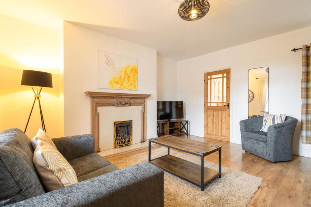 Host & Stay - Wind Rose Cottage, Amble