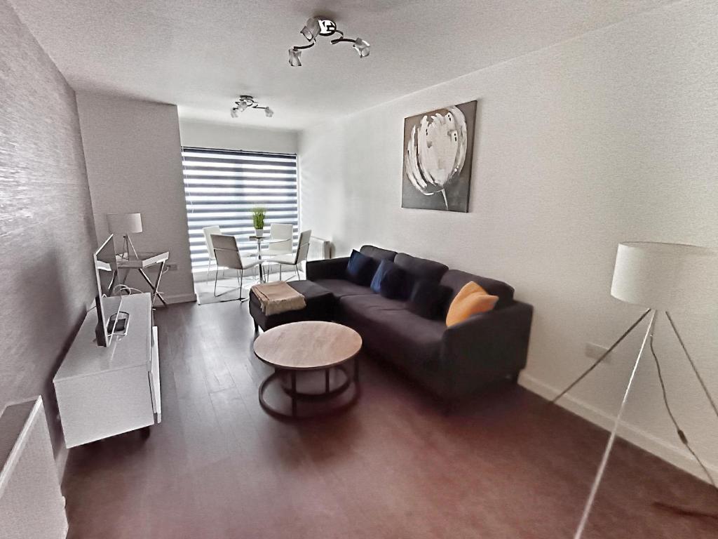 2 Bed 2 Bath, Ground Floor, Outwith LEZ zone by Lains Lettings, Aberdeen