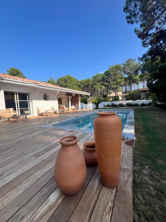 LA VILLA DES PINS - 2
