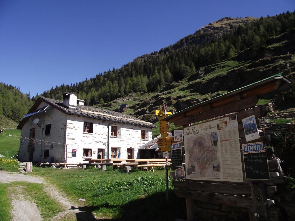 Rifugio Alpe San Romerio photo