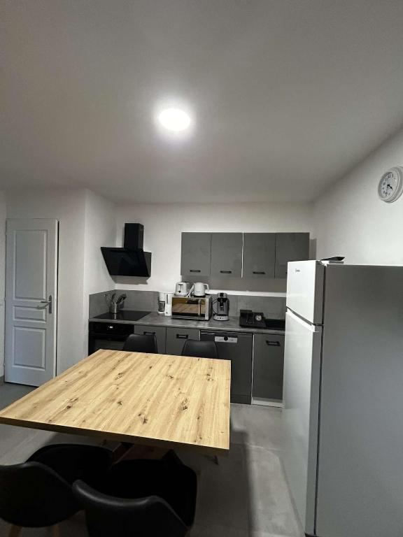 appt 4 personnes tout confort 2, Laveissière