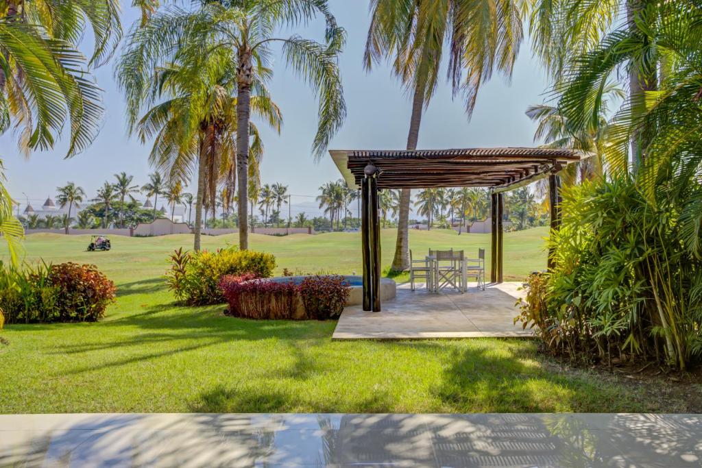 El Tigre, Ibiza Condos with Pool and Golf Views - 5