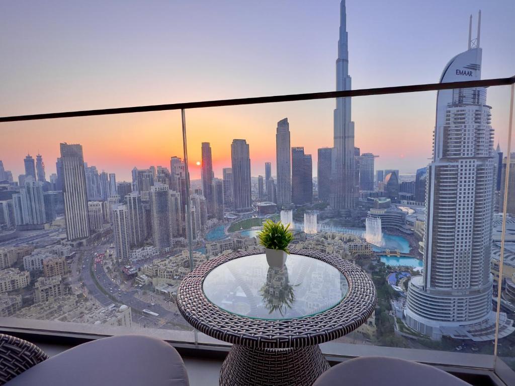 Luxury - Fountain Show & Burj Khalifa View - 2 BR - 3 beds, Dubai