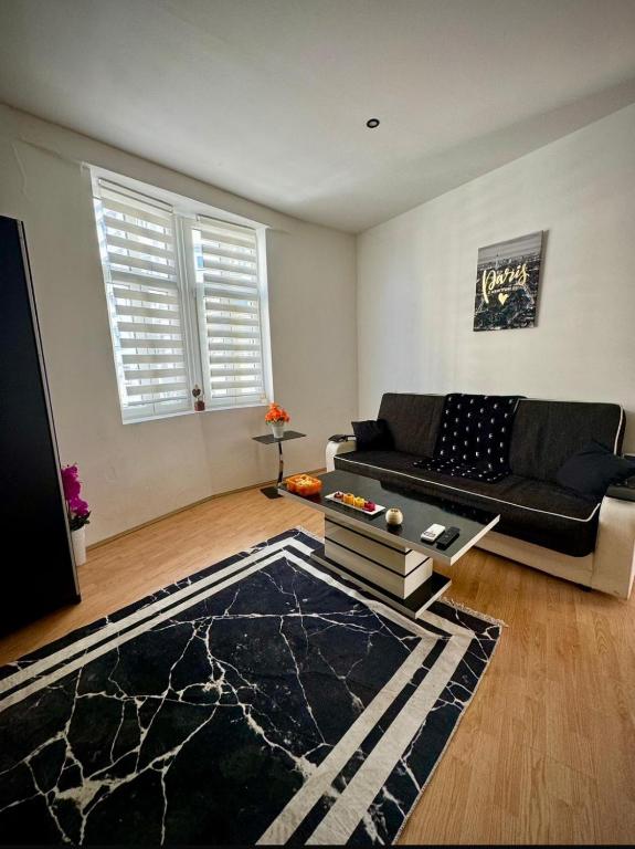 Apartman na vodi - 1