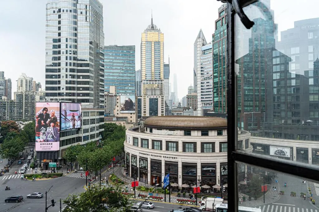 Tonight Aparthotel West Nanjing Road Branch Shanghai, hotel in Shanghai