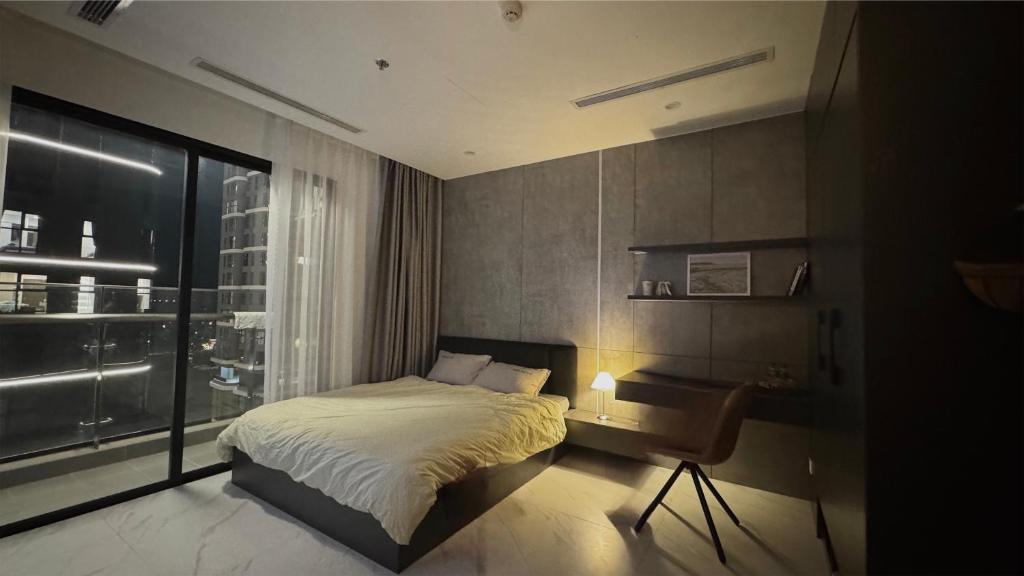 BE studio, Gò Công