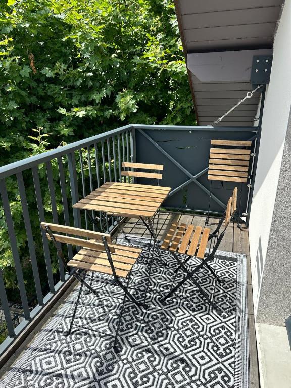 Appartement, 20m du lac Conjux, vue lac - 5