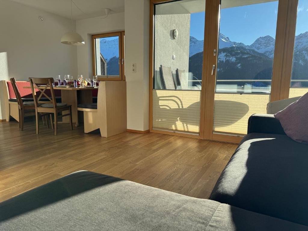 apartSTARK Fiss - 4