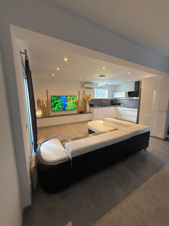 Villa LEOVI Superbe logement 3 pieces - 7 personnes, à 100m plage la Faviere - 4