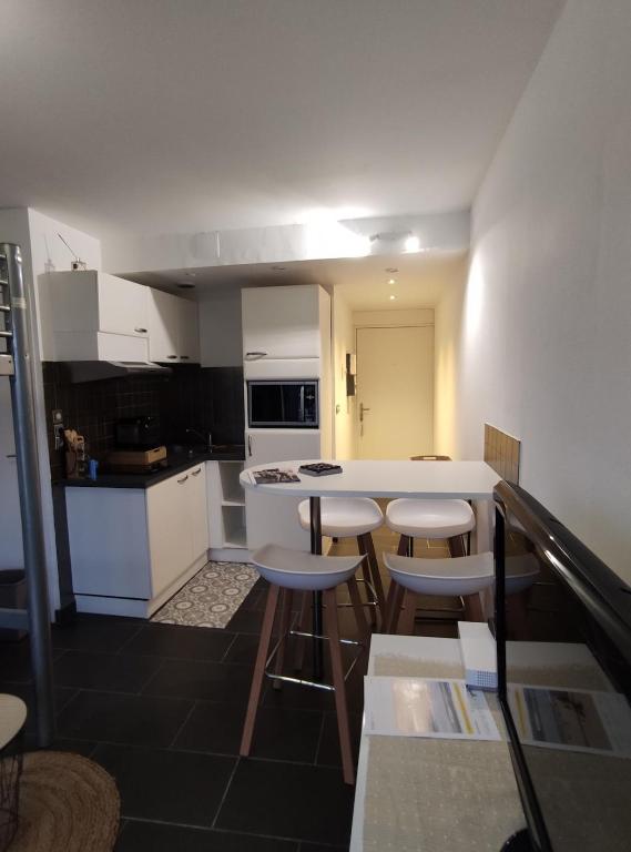 appartement proche plage avec piscine - 4