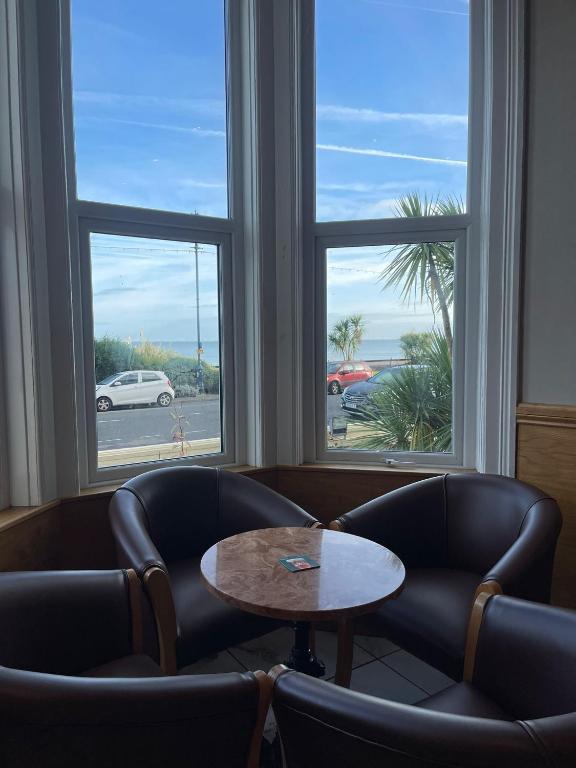 Pub/Lounge