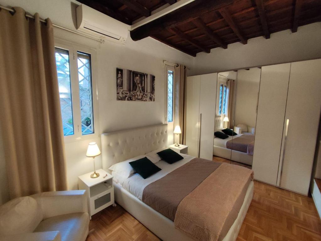Cozy Navona Apartment - 5